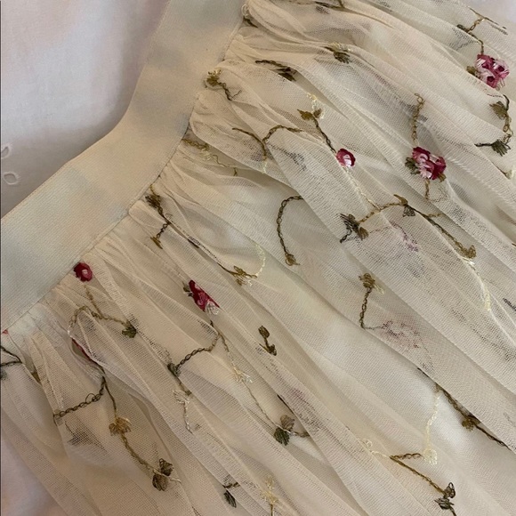 Cute skirt, Good condition, like new - Picture 4 of 4